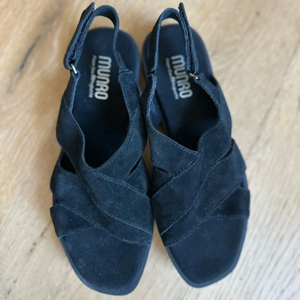 Women’s Munro Micah Slingback leather black sandal with arch support - Picture 2 of 6
